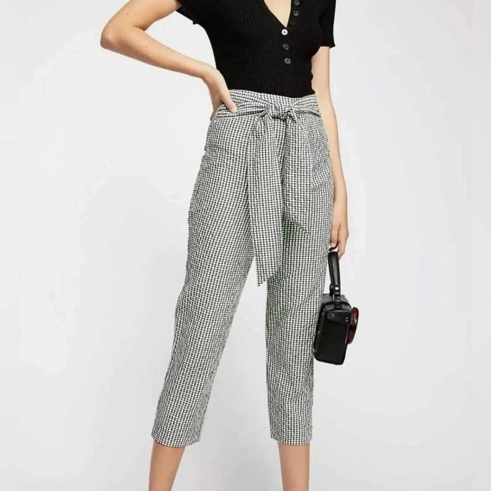 Free People Black and White Gingham Cropped Pants size 0 NWOT
